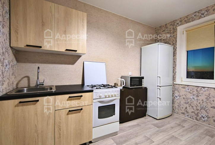 2-комн квартира ул. Тургенева,  д.10А