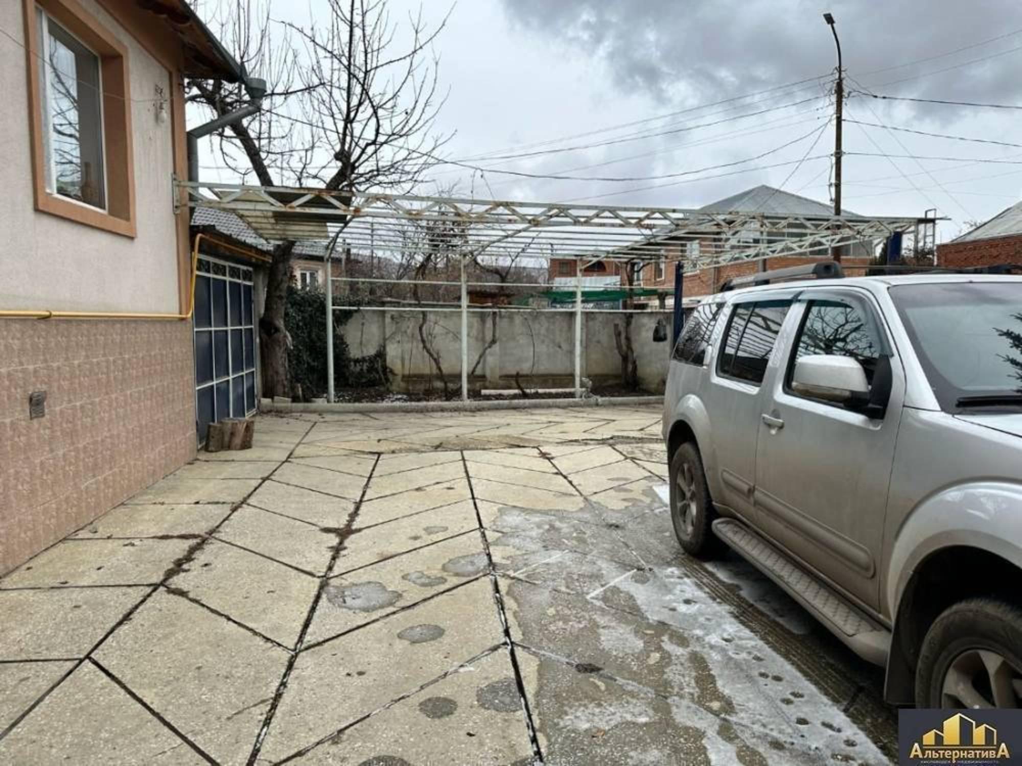 Купить дачу, дом, коттедж за 25 500 000 рублей на Нижне-Пограничная ул.
