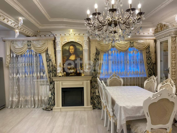 3-комн квартира улица Горбатова