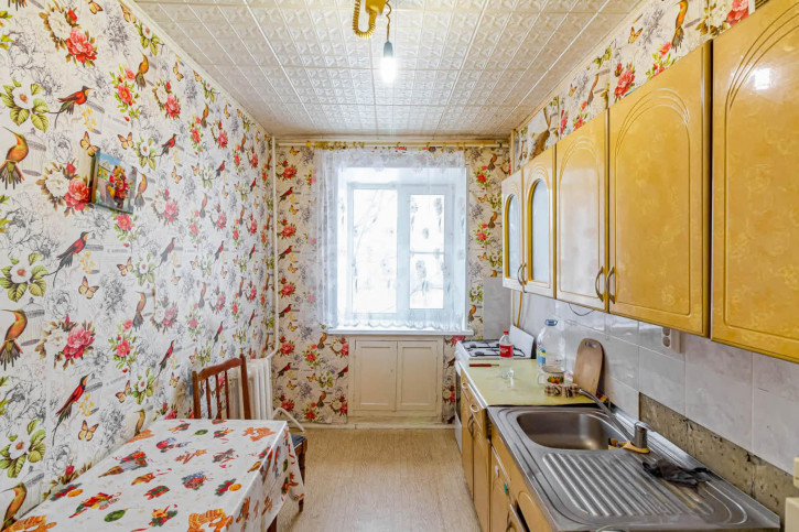 2-комн квартира улица Маршала Конева, 12а