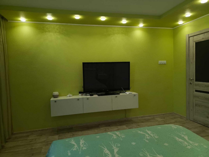 3-комн квартира Георгия Димитрова, 8