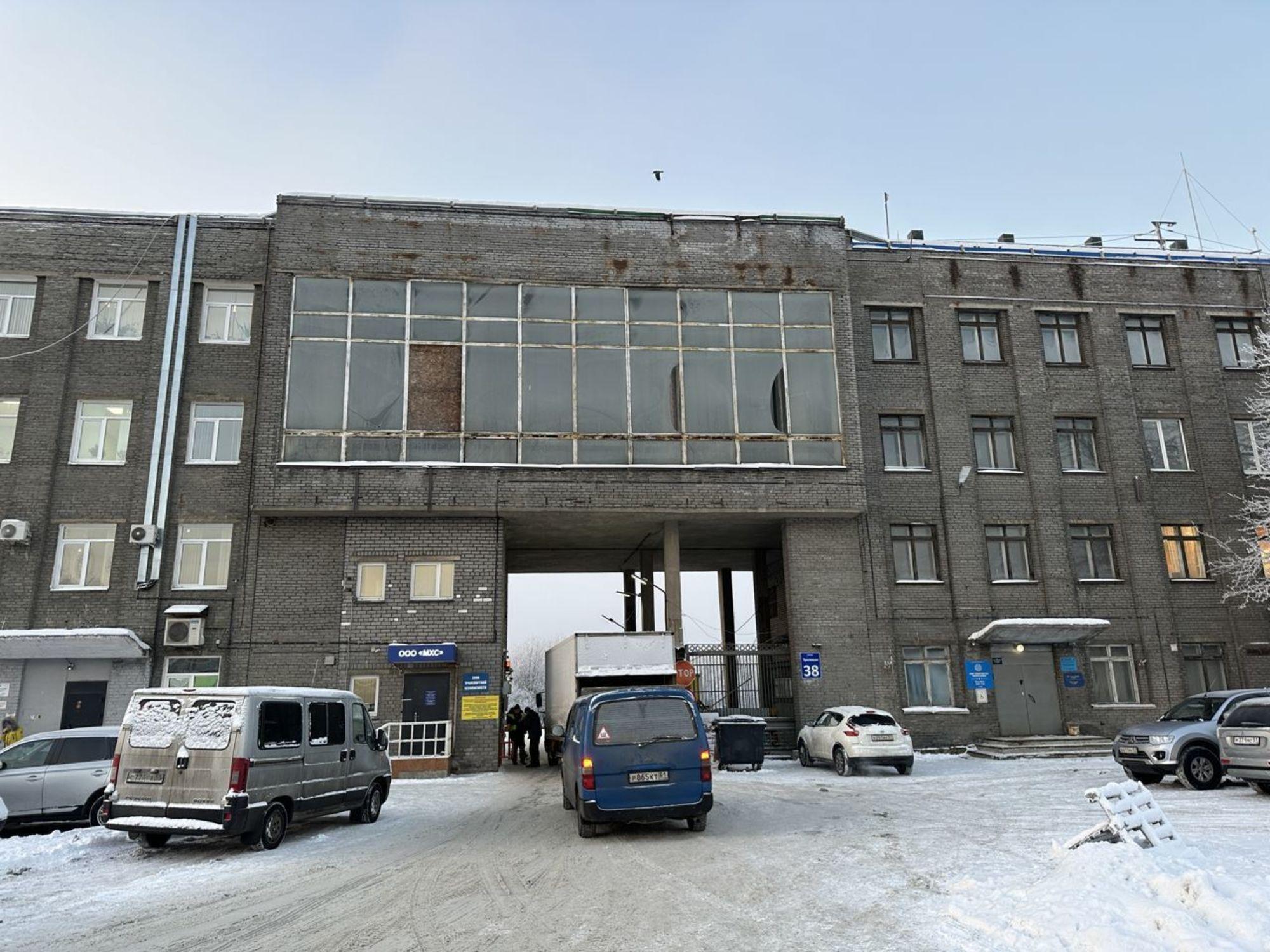 Сдать офис, помещение под офис за 1 008 рублей на Траловая улица, 38