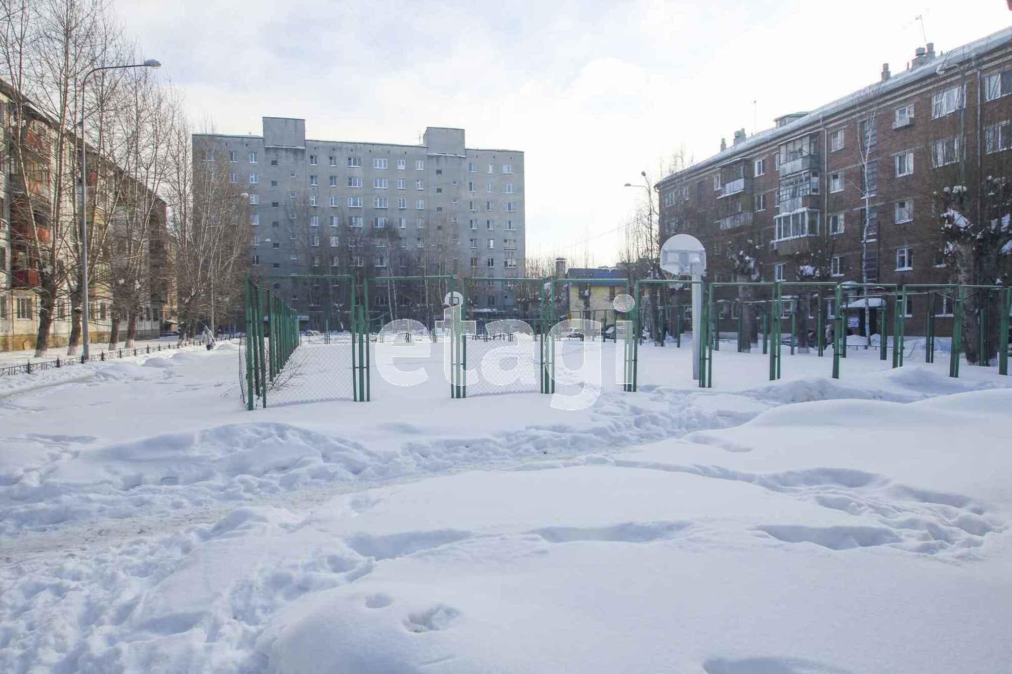 Купить квартиру за 5 100 000 рублей на 50 лет Октября, 51