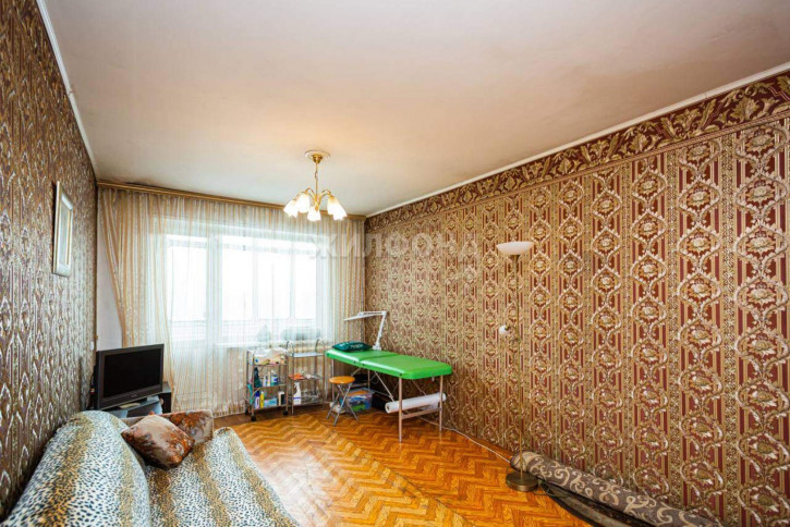 3-комн квартира Дружбы проспект, д.65