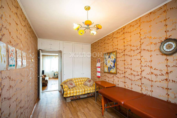 3-комн квартира Дружбы проспект, д.65