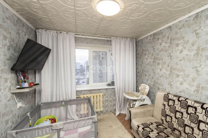 2-комн квартира Республики, 248