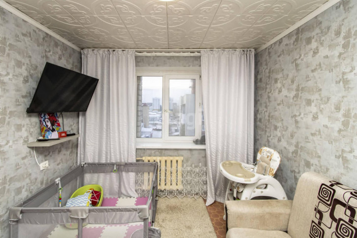 2-комн квартира Республики, 248
