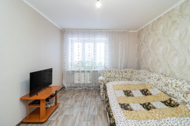 2-комн квартира Мира, 14