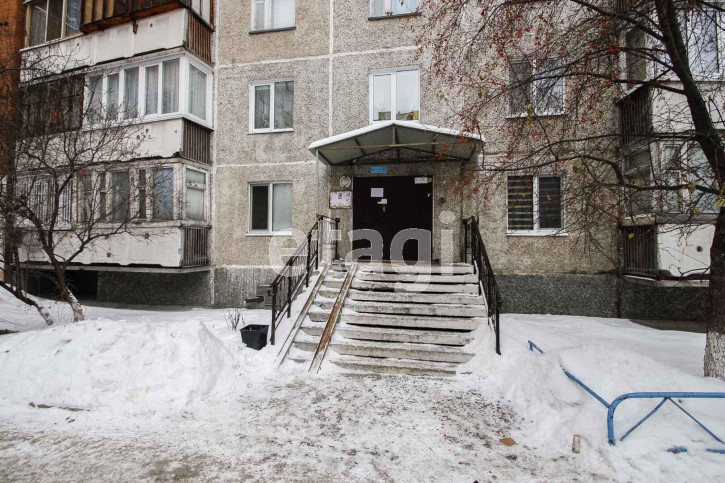2-комн квартира Комсомольская, 44