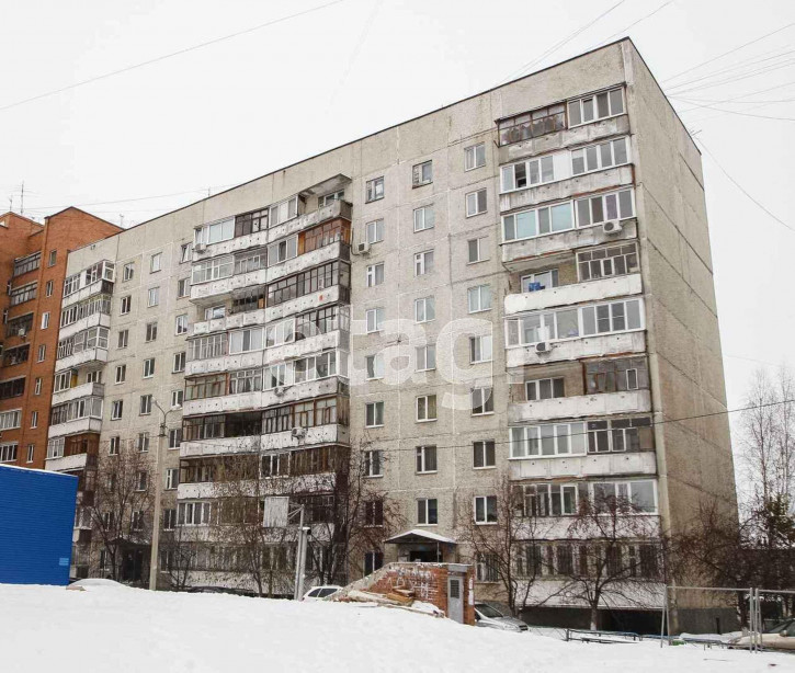2-комн квартира Комсомольская, 44