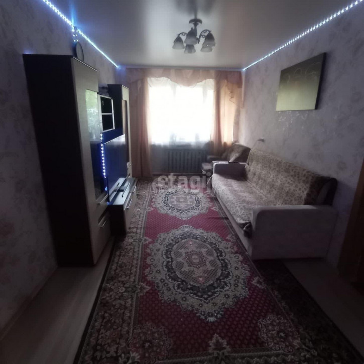 3-комн квартира Солнечный мкр., 2