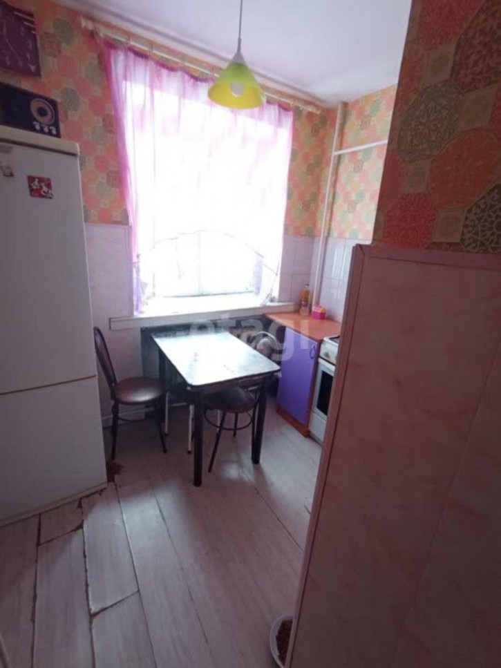 3-комн квартира Солнечный мкр., 2