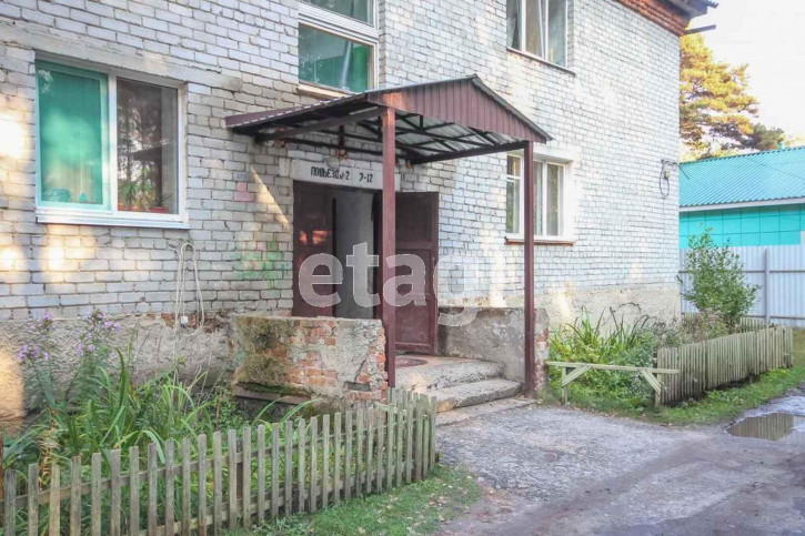 2-комн квартира 9 км Салаирского тракта, 10/1