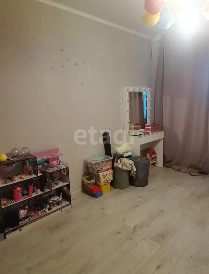 3-комн квартира Немцова, 72