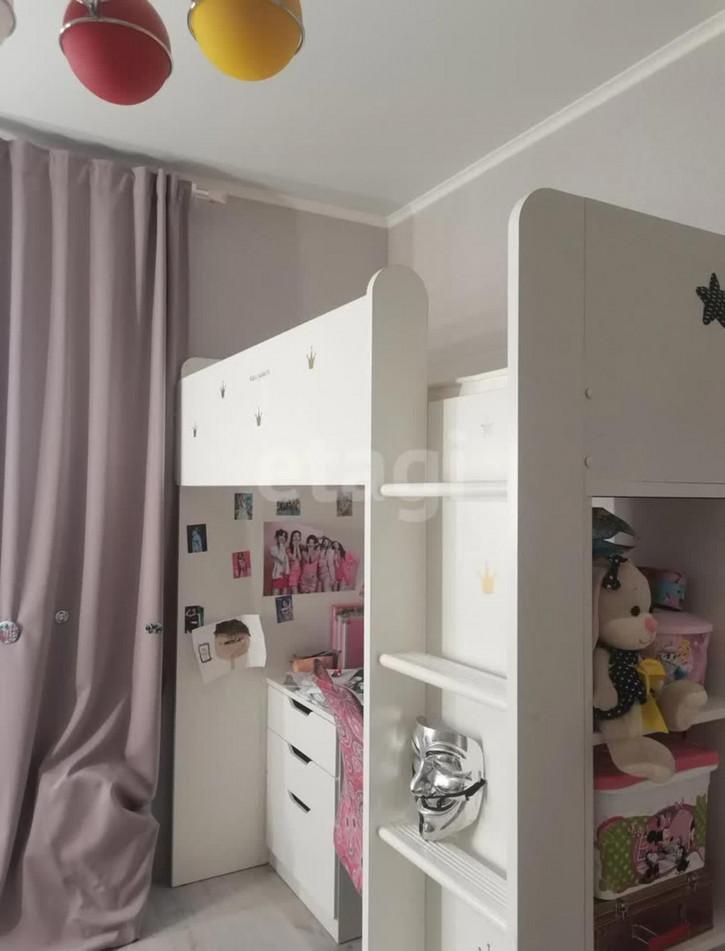 3-комн квартира Немцова, 72