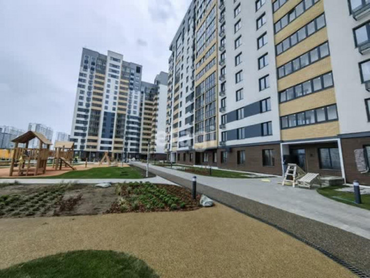 2-комн квартира Николая Гоголя, 1