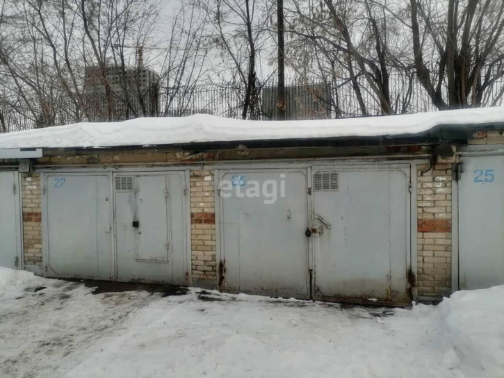 Гараж/парковка 50 лет Октября 59
