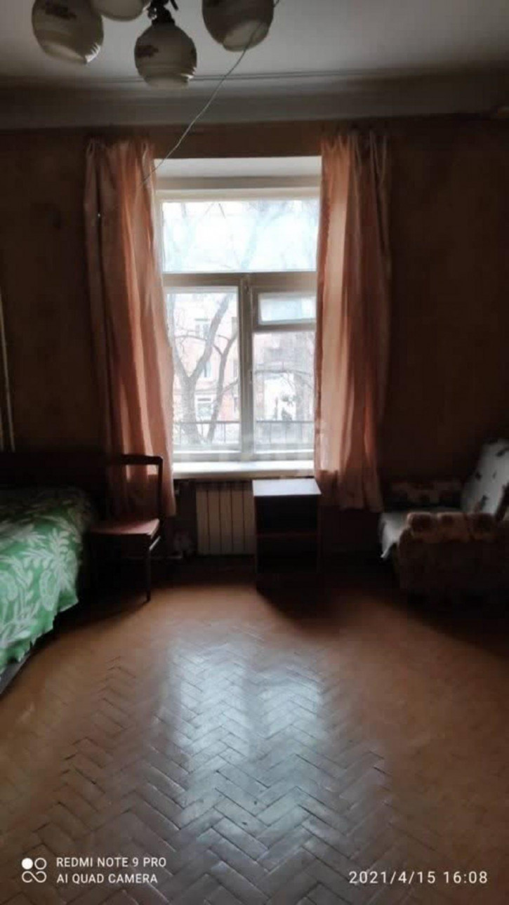 Комната Металлургов, 10а