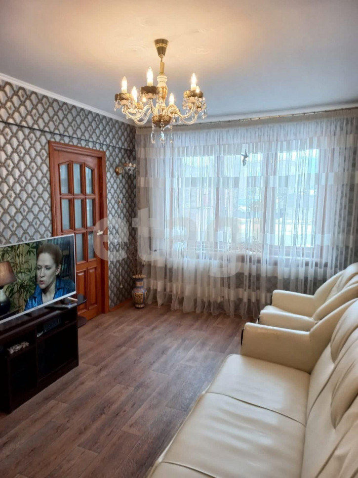 2-комн квартира улица Камозина