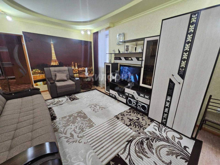 2-комн квартира Юбилейная улица, влд137