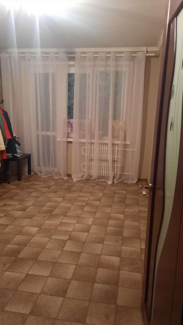 3-комн квартира Толстого улица, 28