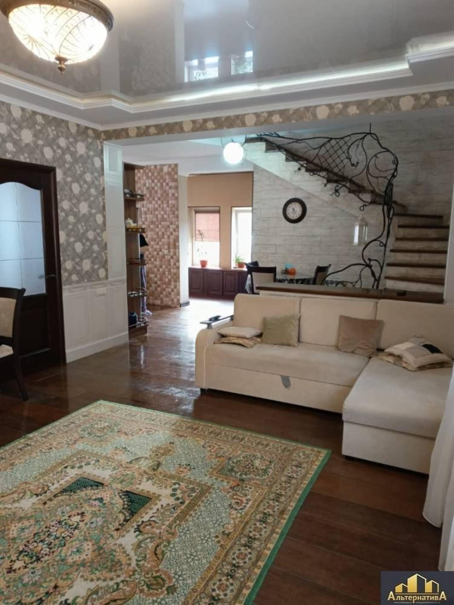 Купить дачу, дом, коттедж за 25 000 000 рублей на Гагарина ул.