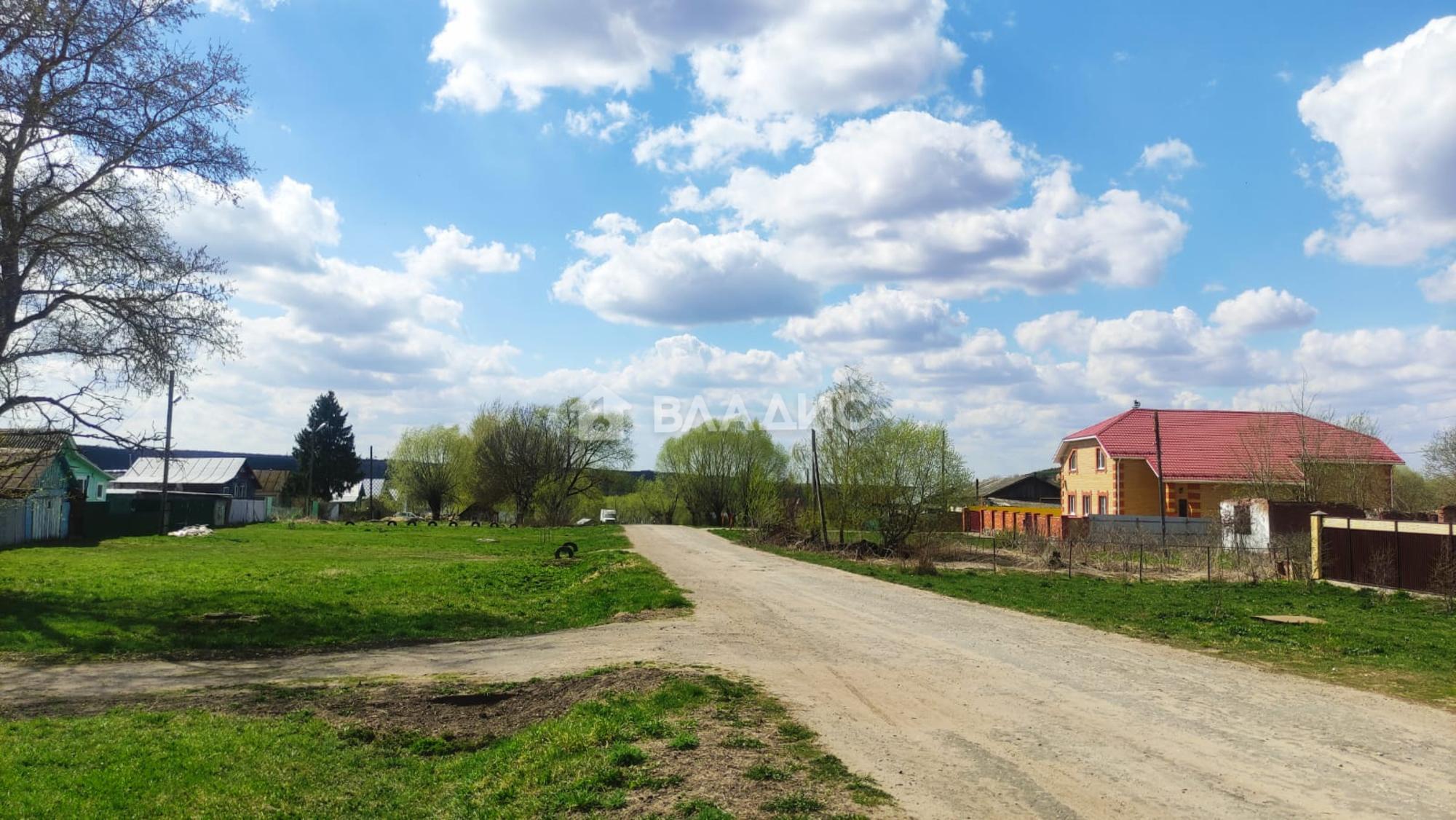 Купить дачу, дом, коттедж за 700 000 рублей