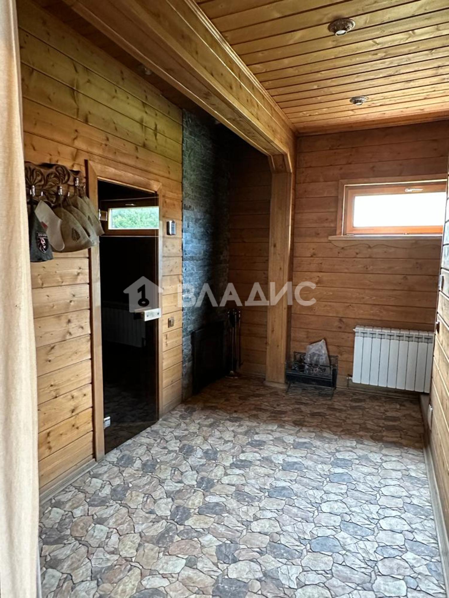 Сдать дачу, дом, коттедж за 120 000 рублей на Еланская улица