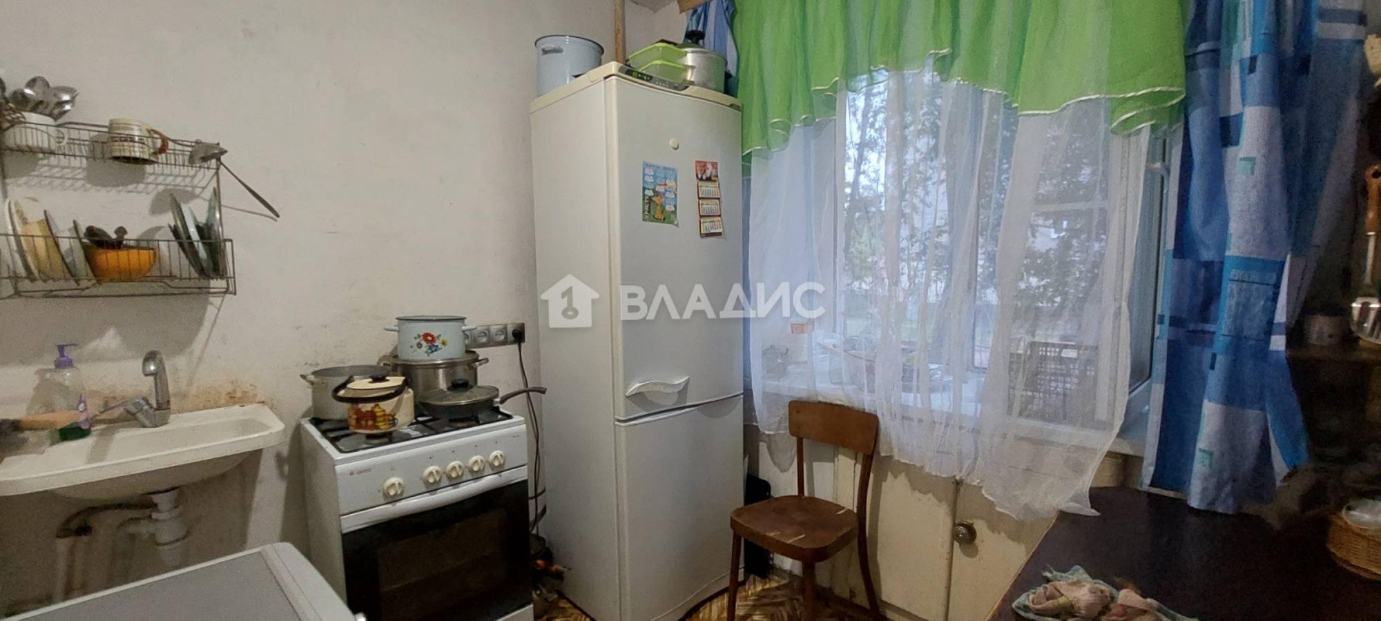 Купить квартиру за 3 100 000 рублей на Коммунистическая улица