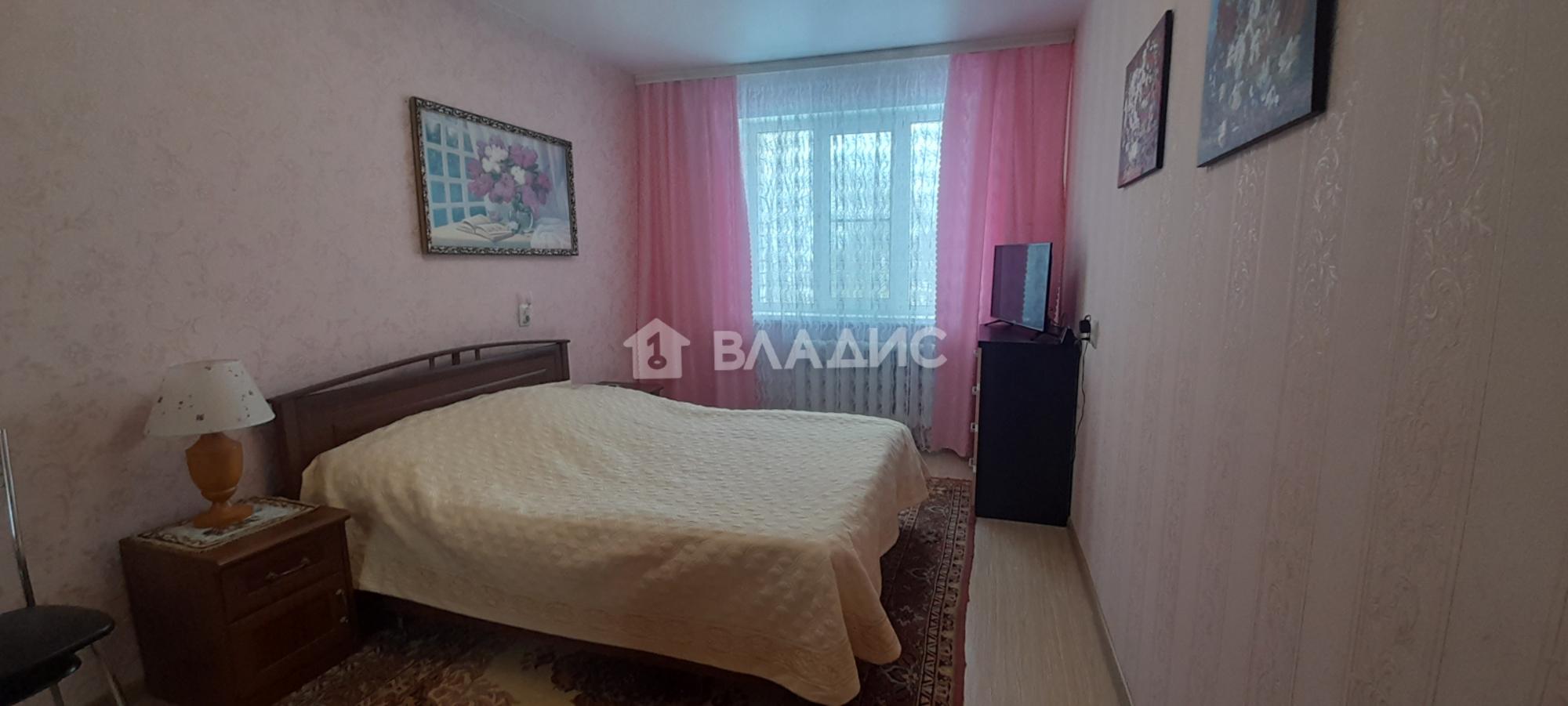 Купить квартиру за 9 150 000 рублей на улица Комиссарова