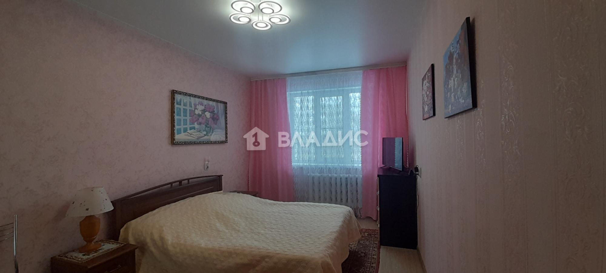 Купить квартиру за 9 150 000 рублей на улица Комиссарова