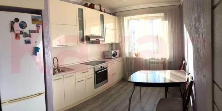 3-комн квартира микрорайон Парус ул.