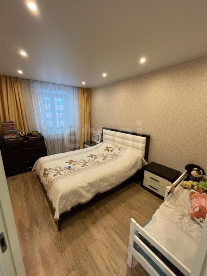 2-комн квартира улица Солодунова, 10