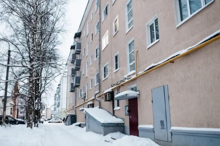 2-комн квартира Советская улица, 60