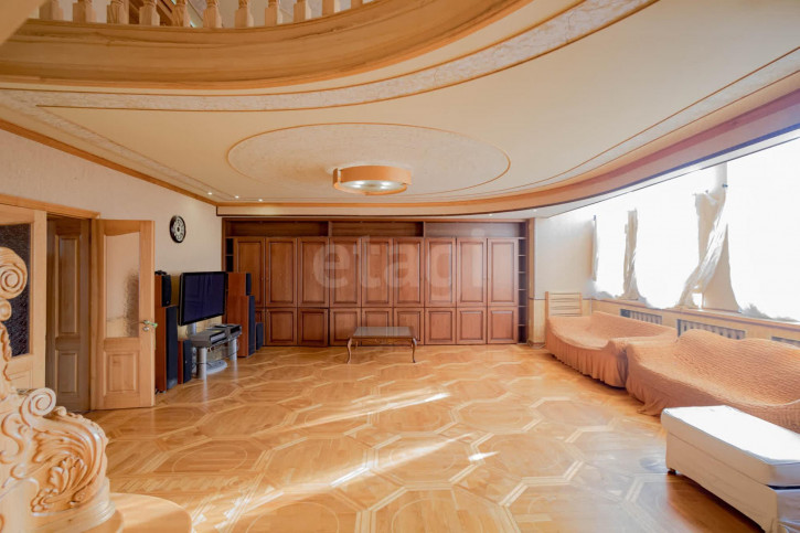 5-комн квартира улица Карла Маркса, 9б