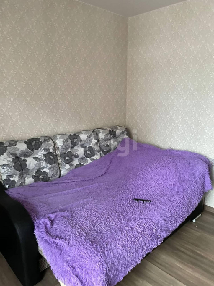 2-комн квартира 20 Партсъезда, 5