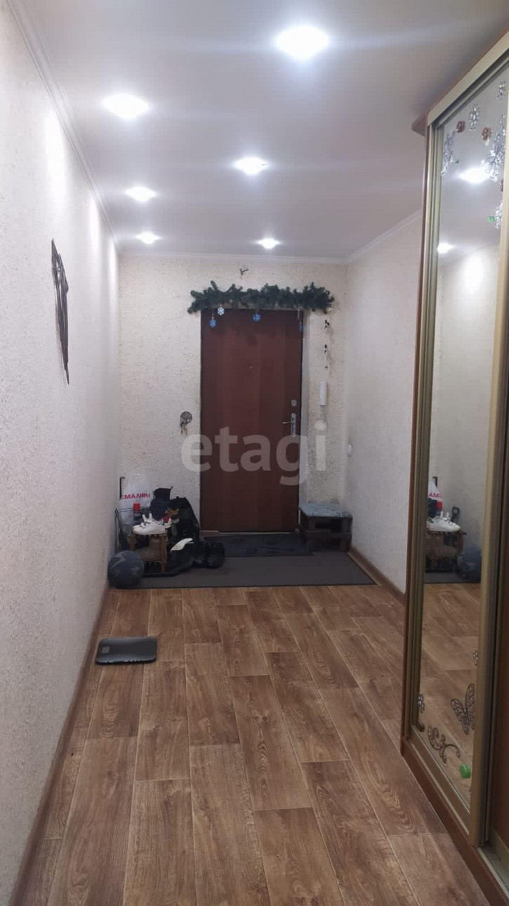 3-комн квартира Амурская 20-я, 53