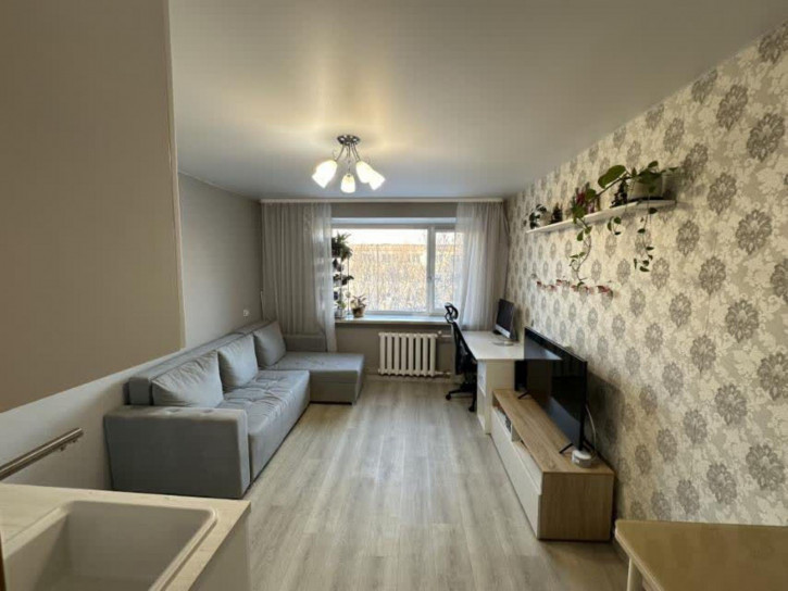1-комн квартира Парфенова, 20