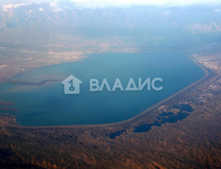 Земельный участок
