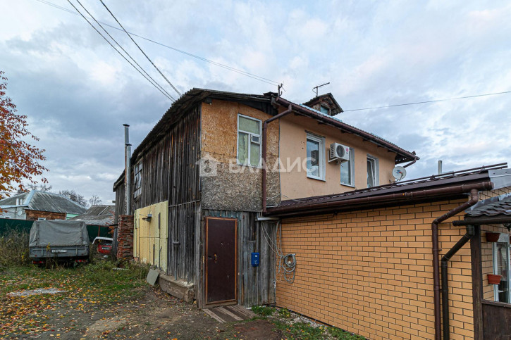 2-комн квартира Офицерская улица