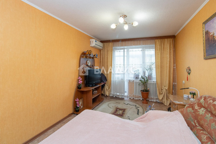 2-комн квартира улица Нижняя Дуброва