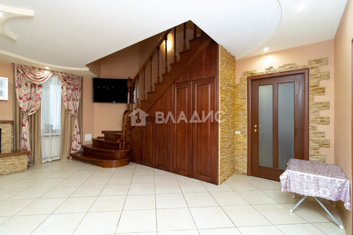 4-комн квартира улица Чайковского