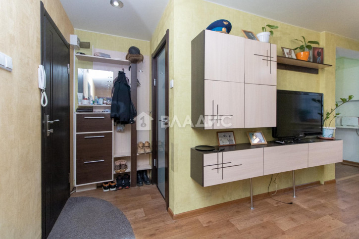 3-комн квартира улица Балакирева