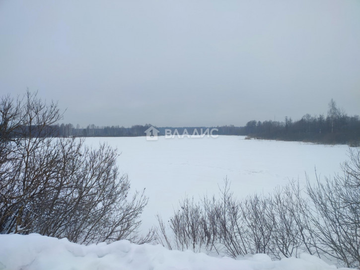 Земельный участок