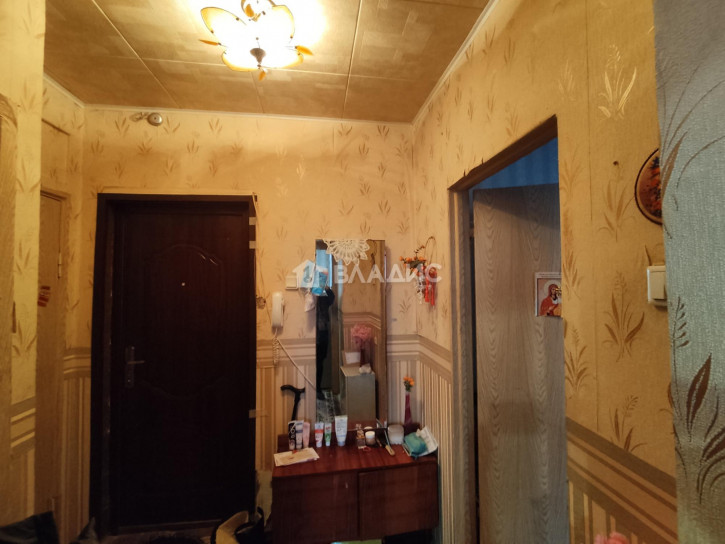 1-комн квартира улица Комиссарова