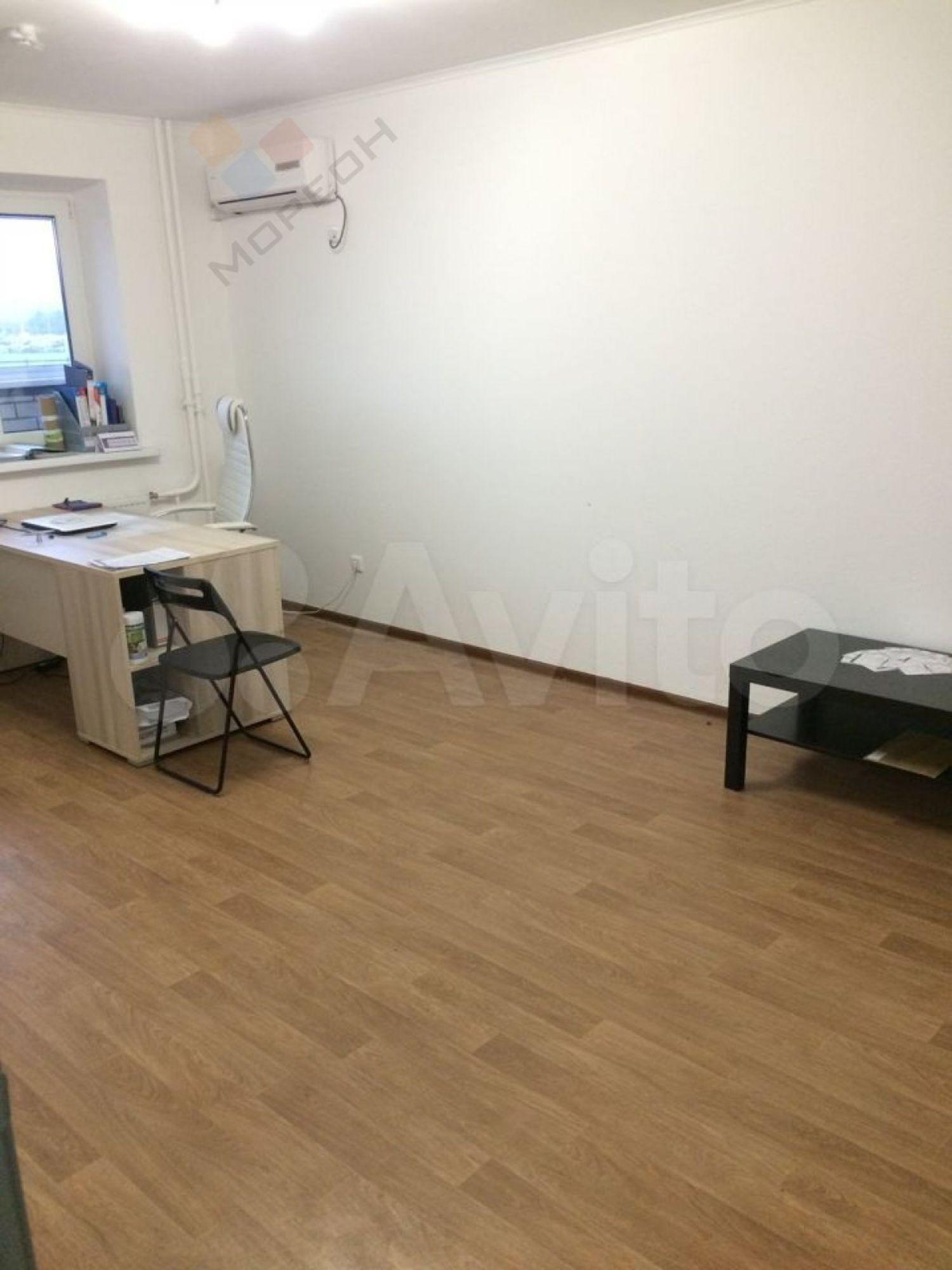 Купить квартиру за 13 500 000 рублей на Байбакова ул, 21