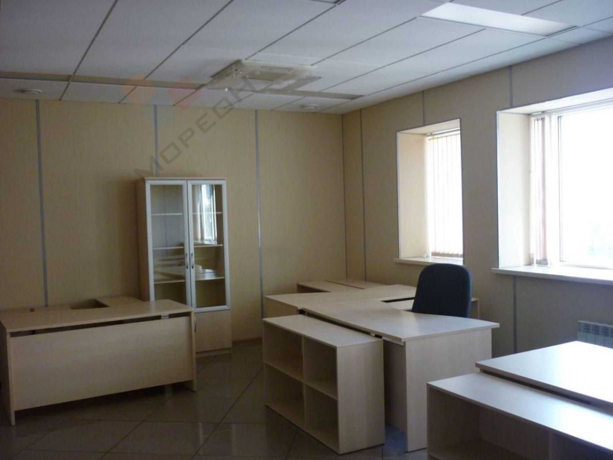 Сдать офис, помещение под офис за 539 000 рублей на Аэродромная ул, 132