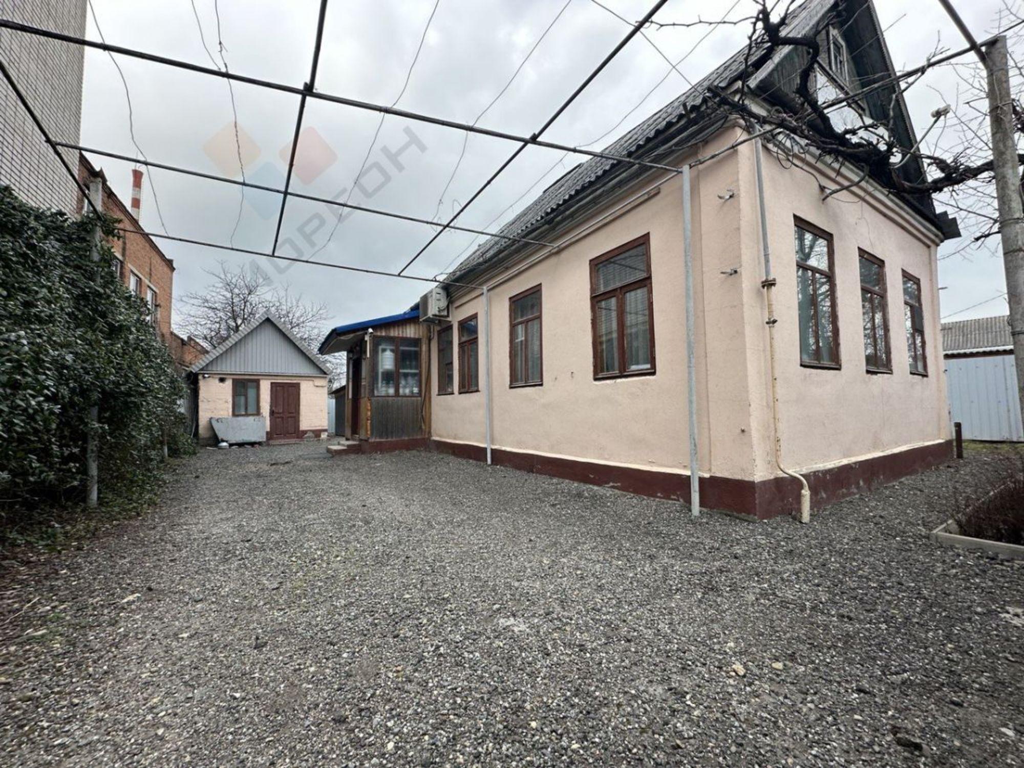 Купить дачу, дом, коттедж за 13 000 000 рублей на Фадеева ул, 163