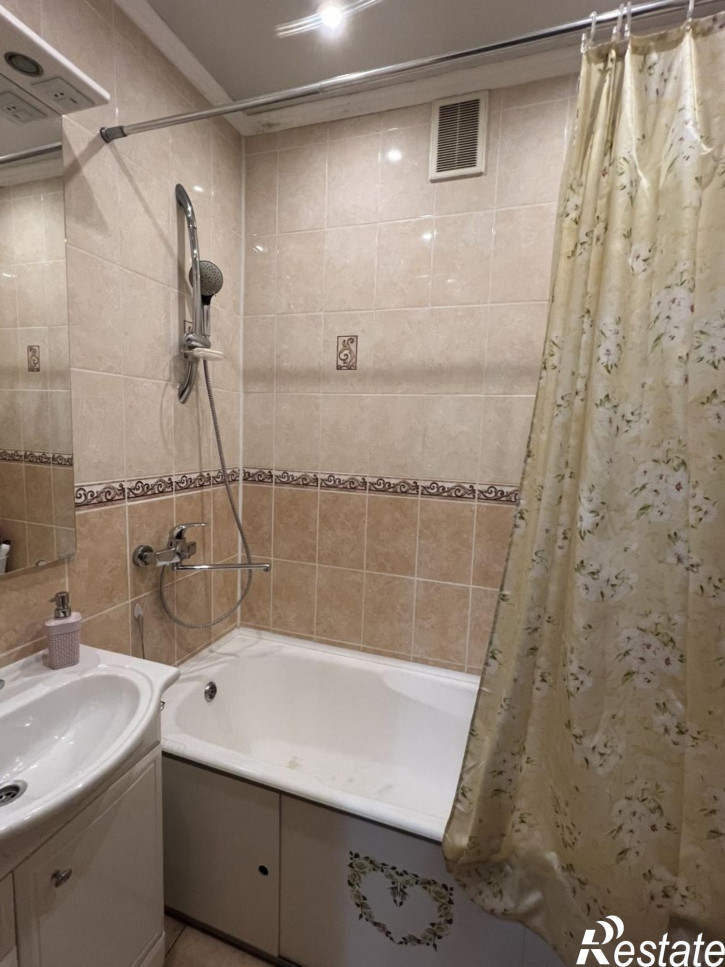 2-комн квартира Чапаева ул, 33