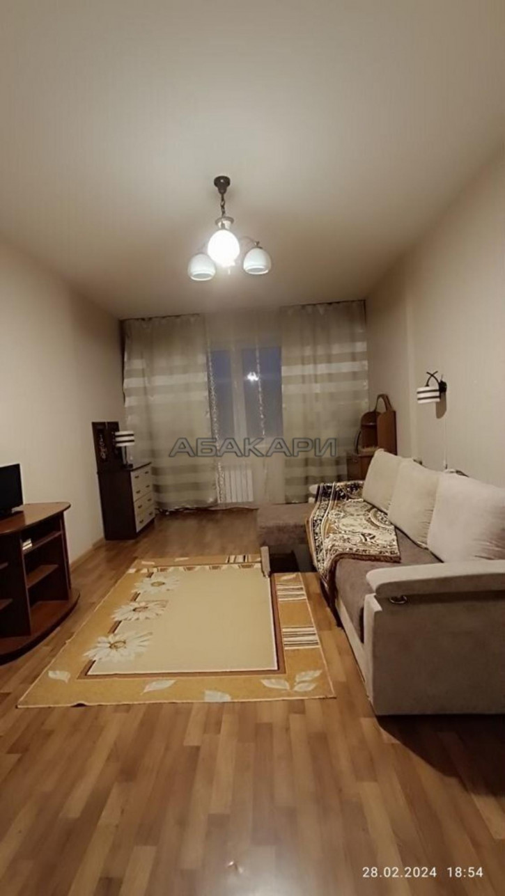 1-комн квартира улица Александра Матросова, 32